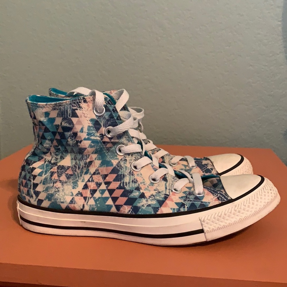 Fun pattern high top converse.